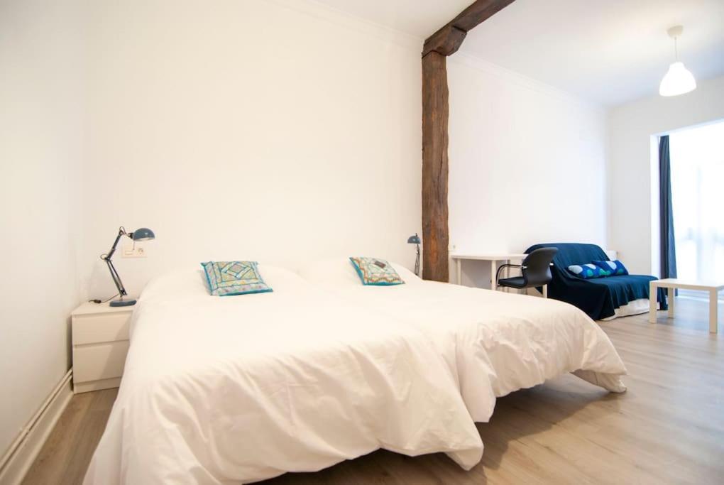 Familias Y Grupos - Muy Buena Ubicacion - Bilbao Apartment Bagian luar foto