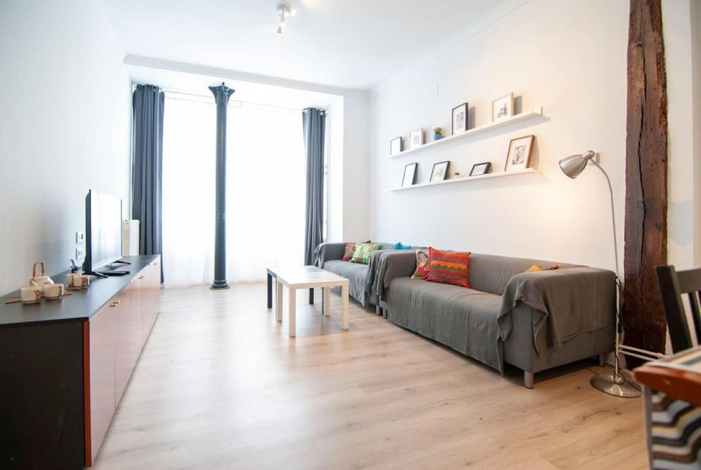 Familias Y Grupos - Muy Buena Ubicacion - Bilbao Apartment Bagian luar foto